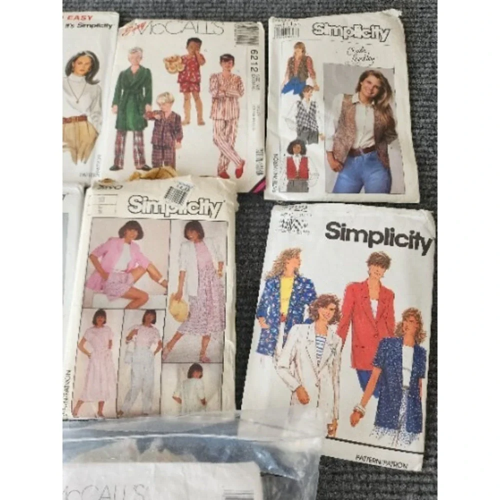 Lot of 11 Assorted Sewing Patterns Uncut And Cut